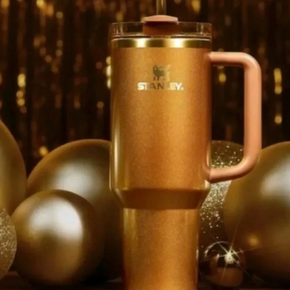 Limited Edition! Stanley 40oz,Copper Tinsel Holiday Release 2024- NEW - Picture 1 of 10